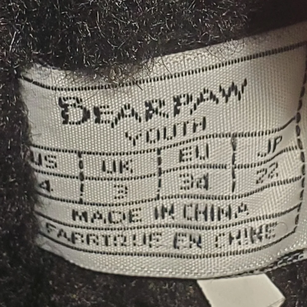 BEARPAW Kelly Boots Black Leather Fur Lined Girls Youth Size 4 Waterproof NWOT‎